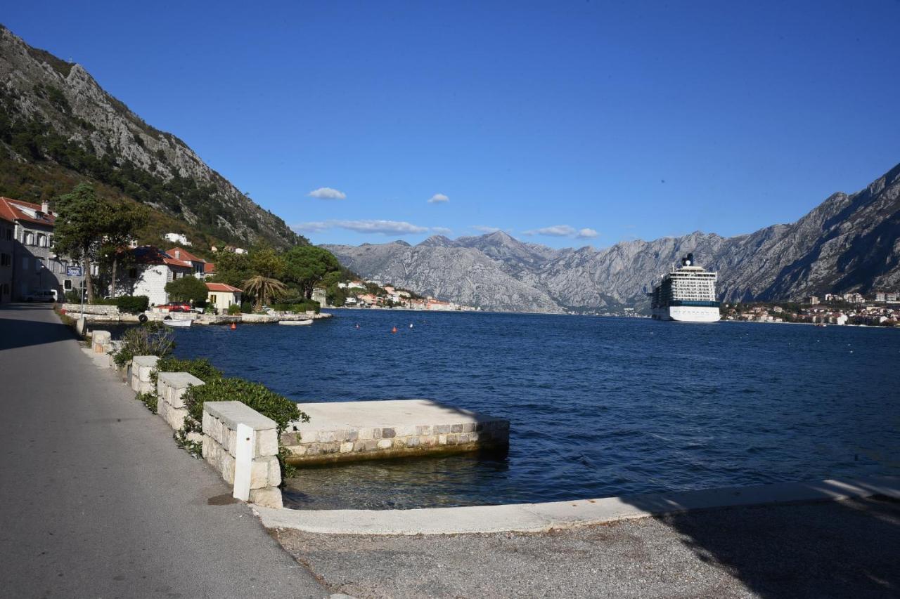 Apartment Lima Kotor Bagian luar foto